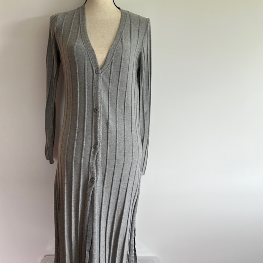 TSBLS Tahari Stripped Buttoned Long Sweater